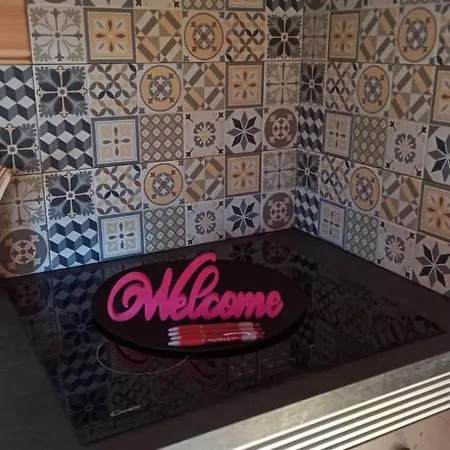 De Tino Apartamento *